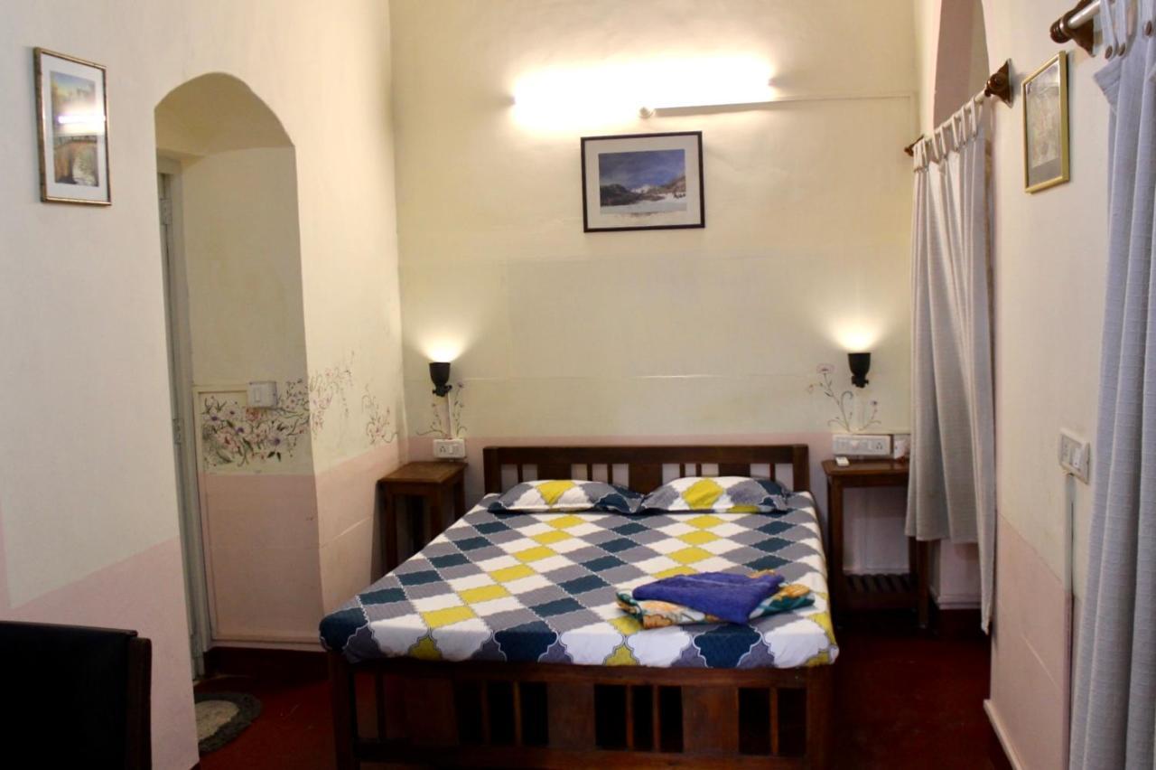 Royal Phoenix Inn Panaji Zewnętrze zdjęcie